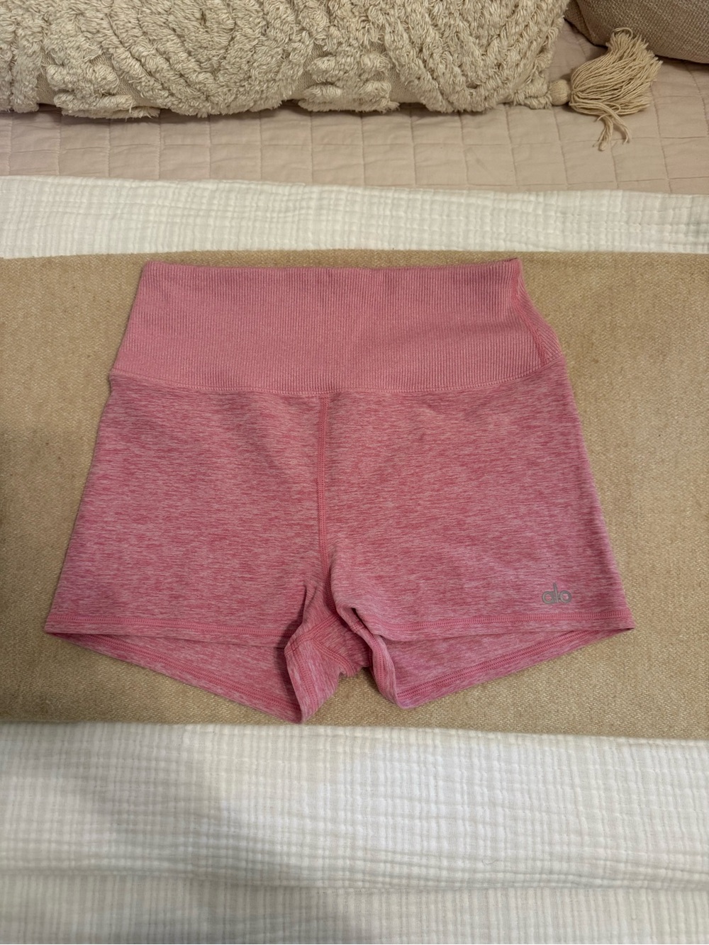 Pink High-Waist Seamless Women’s Shorts